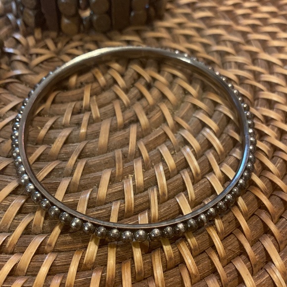 🐞2 for 30🐞 Silver and Wood Bangle Set - Picture 4 of 5